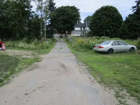 24 School St, Vinalhaven, ME 04863 photo 1