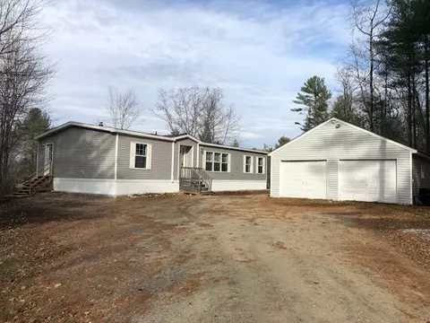 828 East Burrough Rd, Bowdoin, ME 04287 photo 1