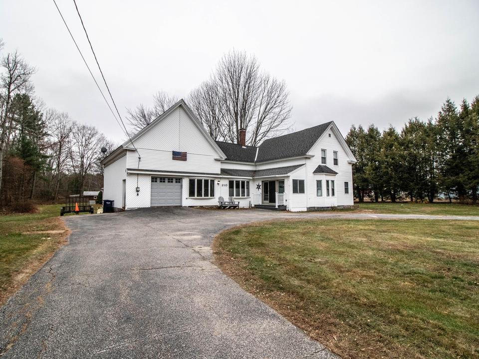 210 West St, Biddeford, ME 04005 1 photo MLS 1439505 Movoto