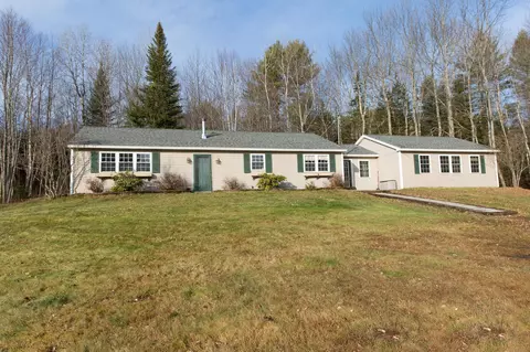 435 N Wayne Rd, Wayne, ME 04284 photo 1