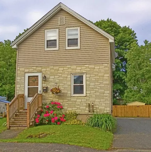 19 Maple St, Brewer, ME 04412 photo 1
