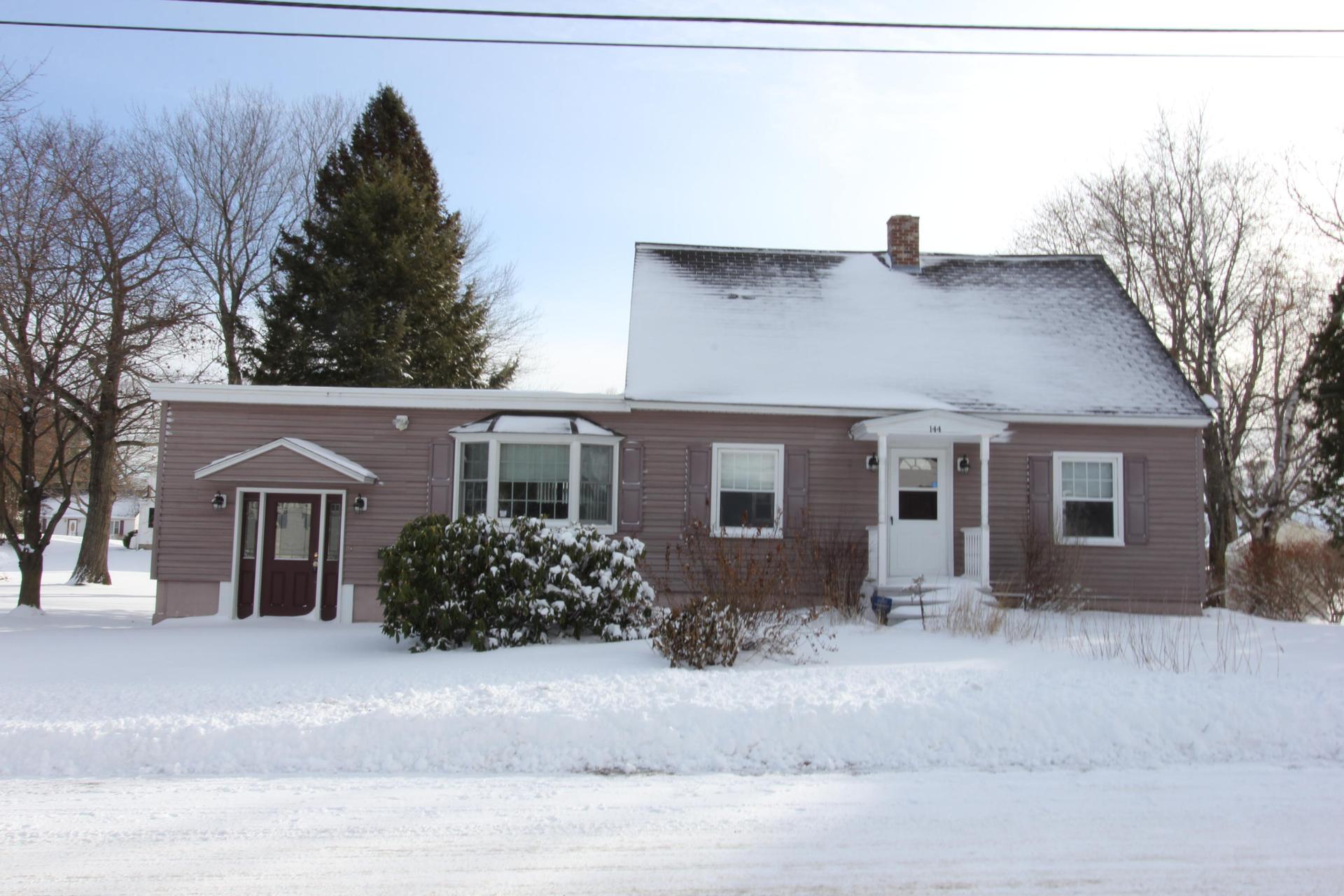 144 Broadview Ave, Auburn, ME 04210 MLS 1440325