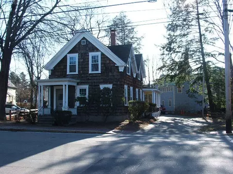111 Elm St, Saco, ME 04072 photo 1
