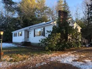 29 Smiley Ave, Winslow, ME 04901 photo 1