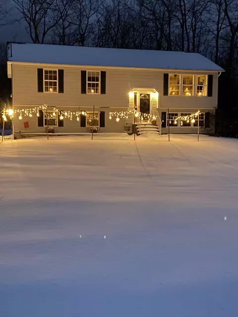 94 Smith Rd, Hermon, ME 04401 photo 1