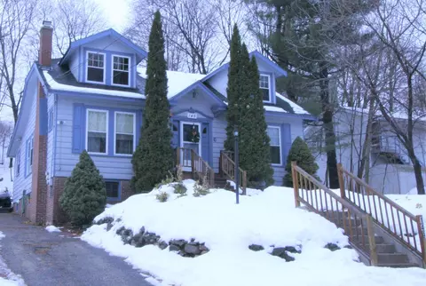 149 Second St, Auburn, ME 04210 photo 1