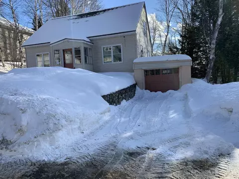 36 Pleasant Street St, Millinocket, ME 04462 photo 1