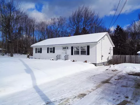 43 Grand Ave, Millinocket, ME 04462 photo 1