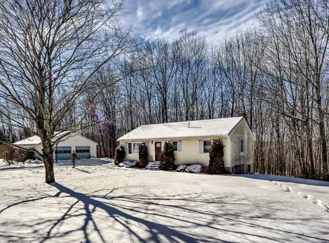 220 Pond Rd, Sidney, ME 04330 photo 1