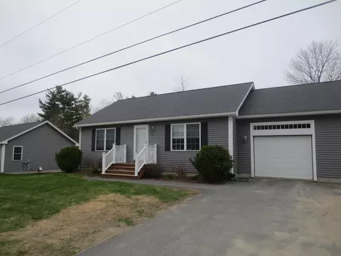 35 Streamside Ln, Bangor, ME 04401 photo 1