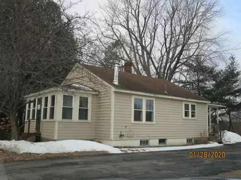 25 Blake St, Brewer, ME 04412 photo 1