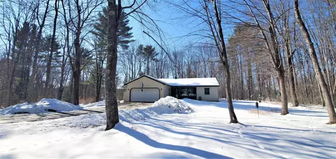 33 Mckenna Dr, Randolph, ME 04346 photo 1