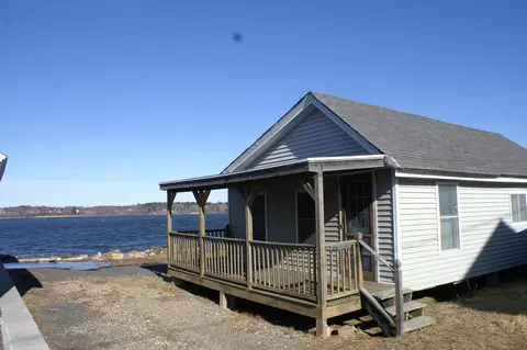 46 Eastern Ave, Wells, ME 04090 photo 1