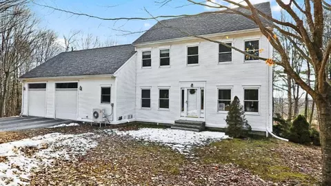 33 Quarry Dr, Readfield, ME 04355 photo 1