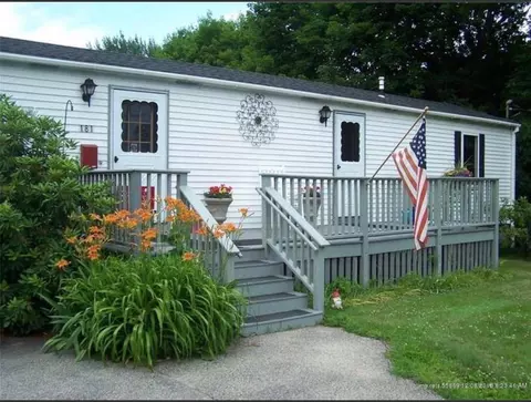 181 Beach St, Saco, ME 04072 photo 1