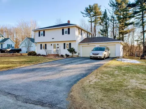 53 Edgewood Dr, Brewer, ME 04412 photo 1