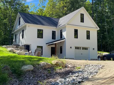 165 Grandview Dr, Limerick, ME 04048 photo 1