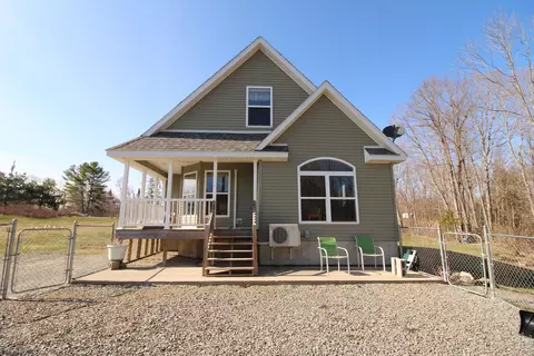 151 Merrill Rd, Stetson, ME 04488 photo 1
