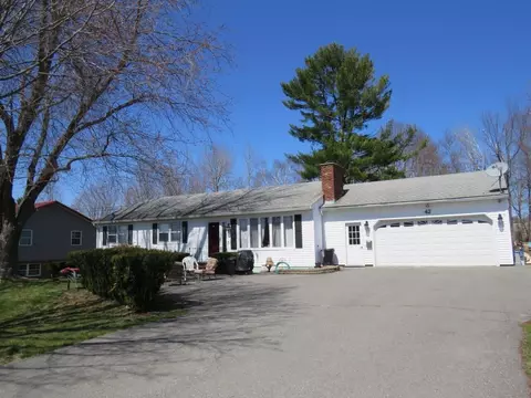 42 Starlight Dr, Brewer, ME 04412 photo 1