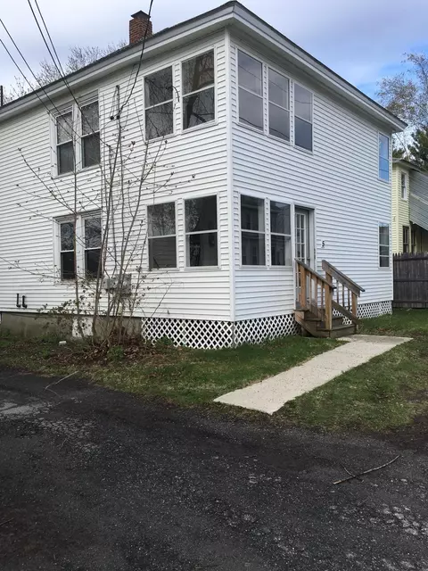 5 Abbott St, Waterville, ME 04901 photo 1