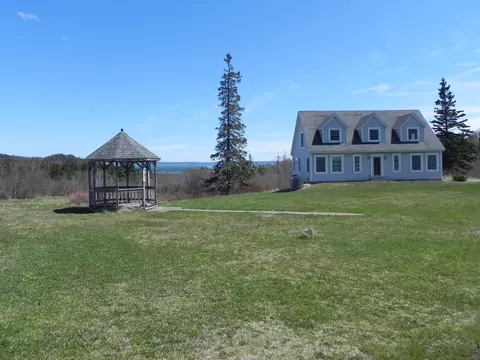 32 Boot Cove Rd, Lubec, ME 04652 photo 1