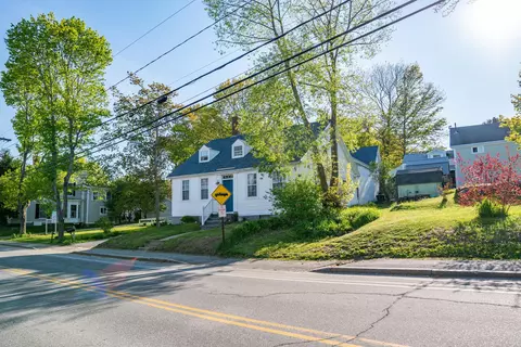 906 High St, Bath, ME 04530 photo 1