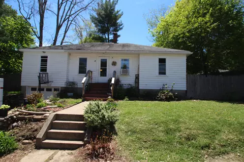 8 Joy St, Sanford, ME 04083 photo 1