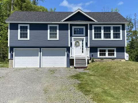 44 Springbrook Dr, Hermon, ME 04401 photo 1