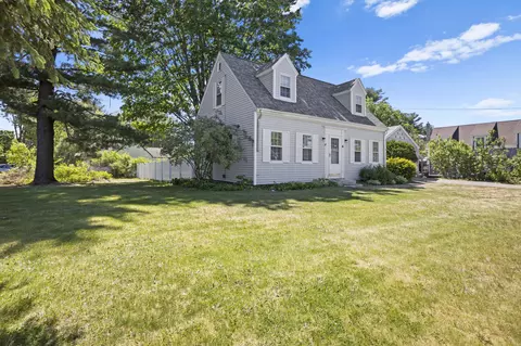 41 Bridge St, Berwick, ME 03901 photo 1
