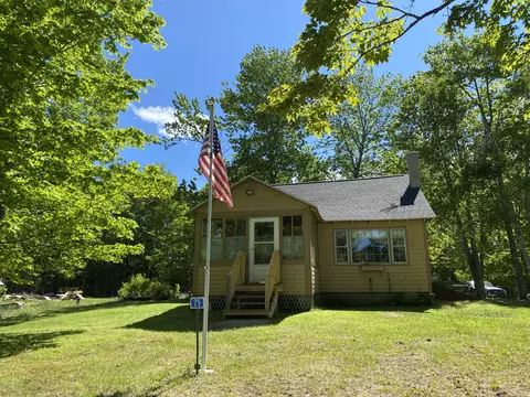 75 Hampden Rd, Carmel, ME 04419 photo 1