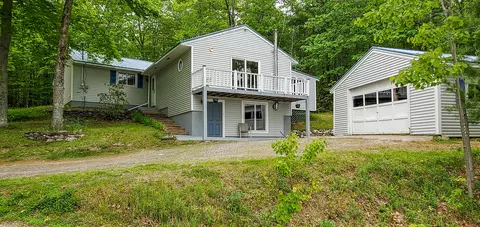 463 Pond Rd, Sidney, ME 04330 photo 1