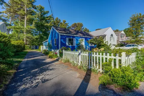 74 Ocean St, Ogunquit, ME 03907 photo 1