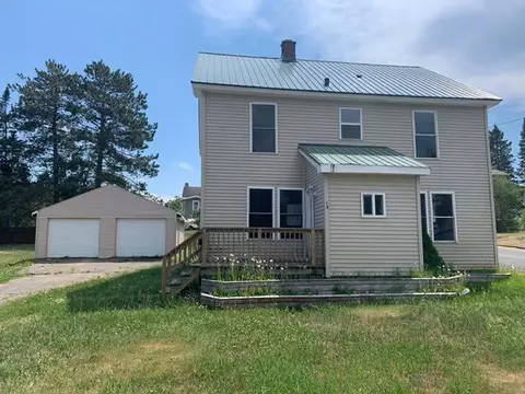 18 Nelson Ave, Limestone, ME 04750 photo 1