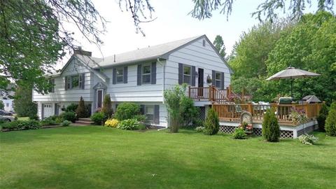 10 Hackmatack Rd, Boothbay Harbor, ME 04538 photo 1