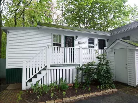 488 Main St #8, Ogunquit, ME 03907 photo 1