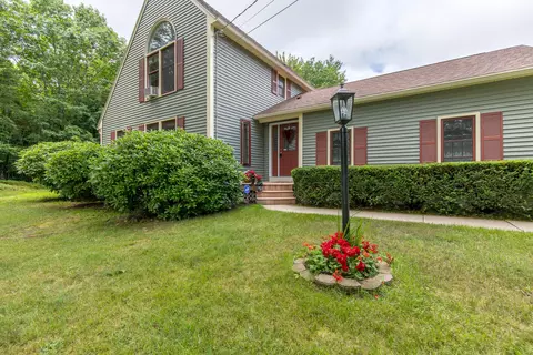 26 Ridgeview Dr, Biddeford, ME 04005 photo 1