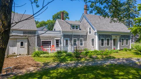258 Limerock St, Rockland, ME 04841 photo 1