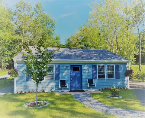 715 N Main St, Brewer, ME 04412 photo 1