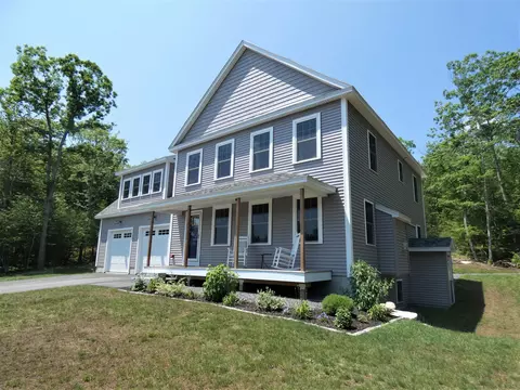 290 Highland Cliff Rd, Windham, ME 04062 photo 1