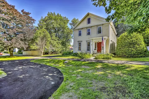 94 Winthrop St, Augusta, ME 04330 photo 1