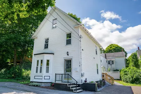 8 Pratt St, Bath, ME 04530 photo 1
