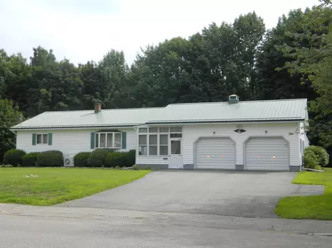 127 Pleasant St, Sanford, ME 04083 photo 1
