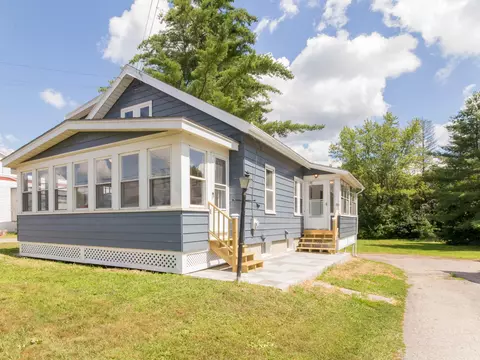 355 Riverside Dr, Augusta, ME 04330 photo 1