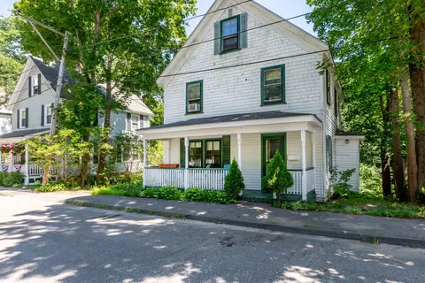 17 Maxwell St, Bath, ME 04530 photo 1
