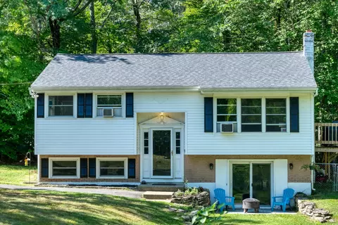 6 Lambert Ave, Augusta, ME 04330 photo 1