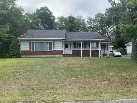 37 Ohio St, Millinocket, ME 04462 photo 1