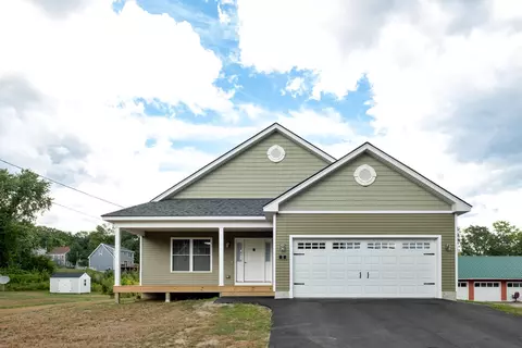 72 Sullivan St, Berwick, ME 03901 photo 1