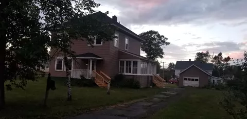 19 Leighton Ave, Limestone, ME 04750 photo 1