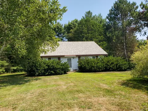 199 Williams Rd, Newport, ME 04953