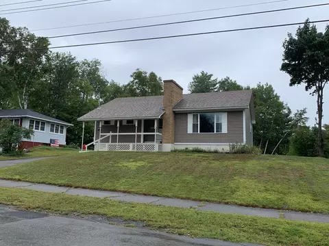 65 New Jersey St, Millinocket, ME 04462 photo 1